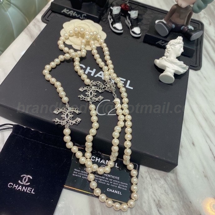 Chanel Necklaces 264